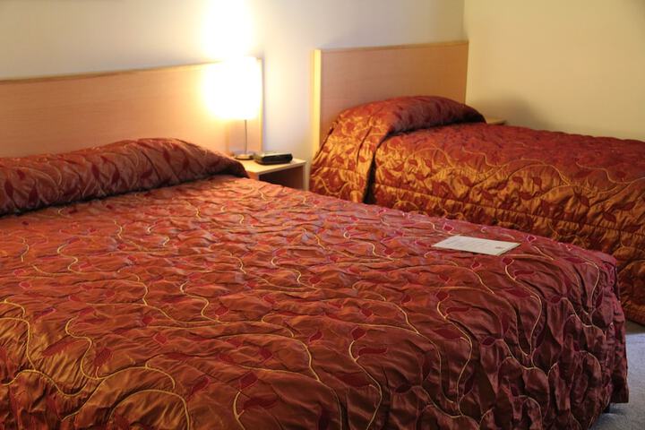 Room 3 of 39