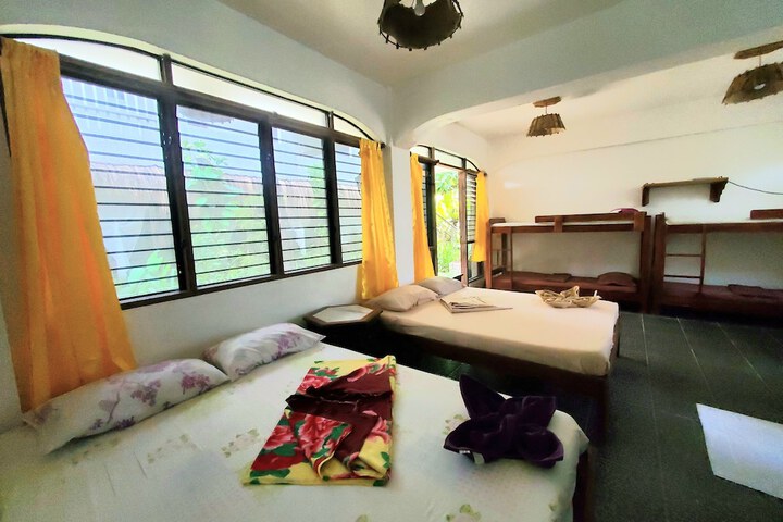 Room 14 of 162