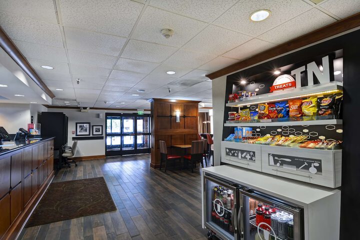 Snack bar