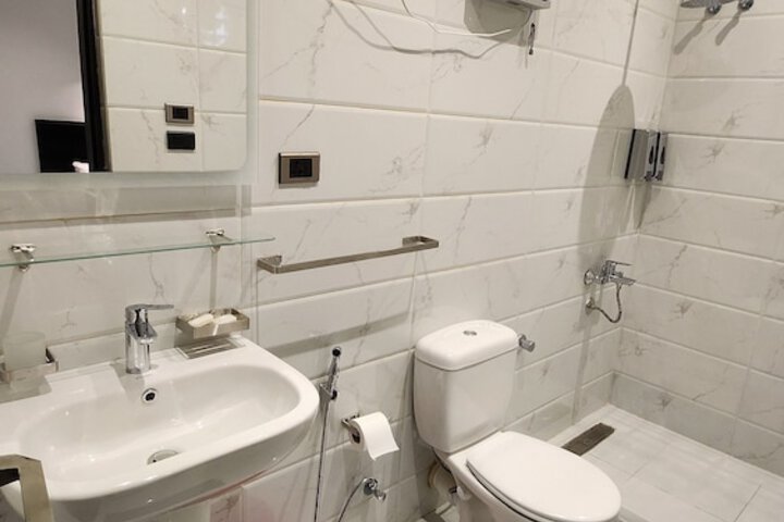 Room 90 of 107