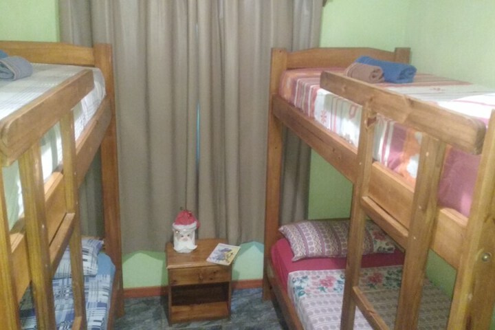 Room 2 of 60