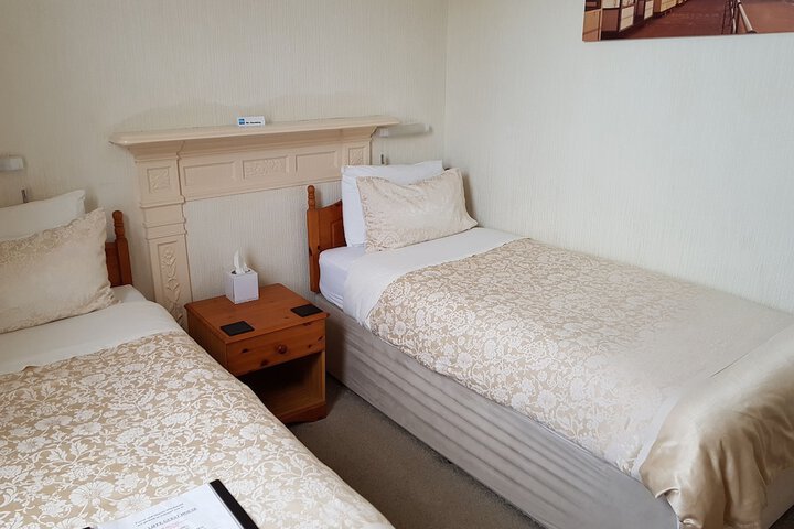 Room 14 of 60