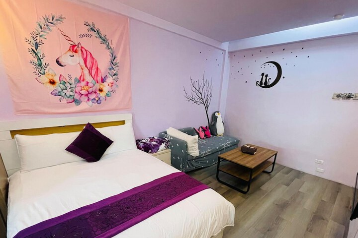 Room 28 of 38