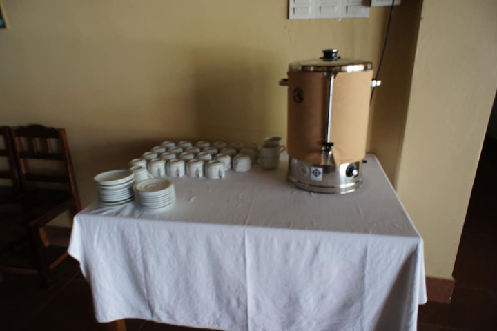 Breakfast/Coffee Service 34 of 39