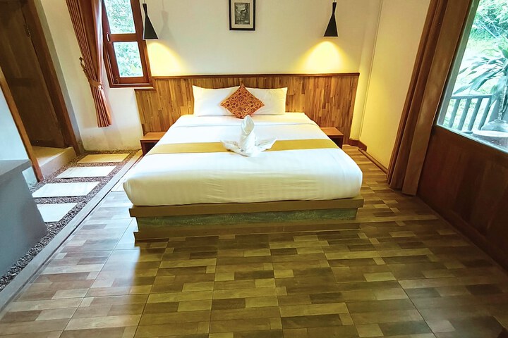 Room 3 of 30