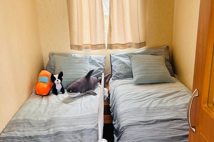 Room 3 of 13