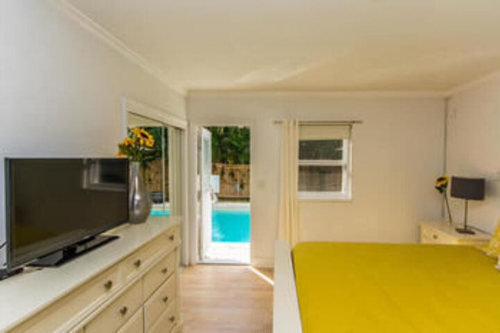 Room 73 of 524