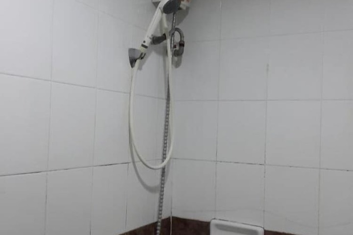 Room 20 of 28