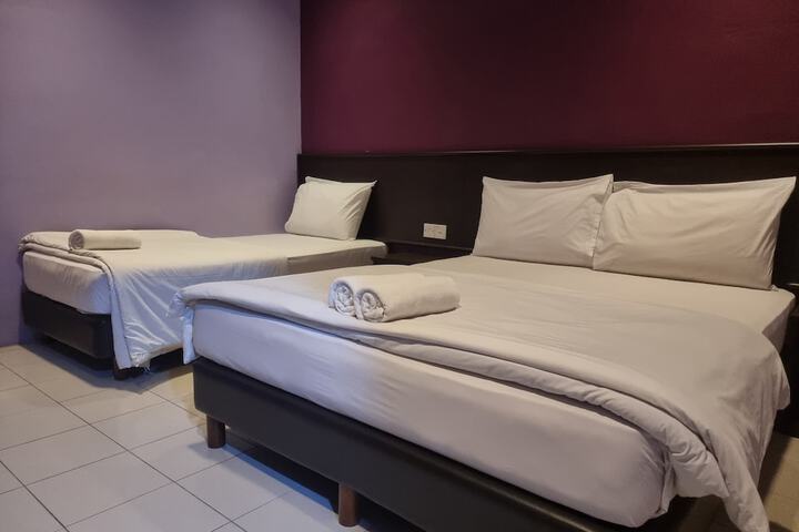 Room 20 of 43