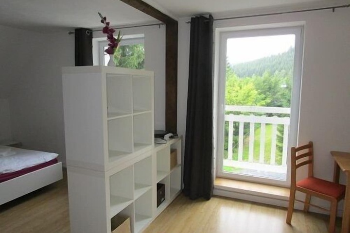 Room 15 of 64