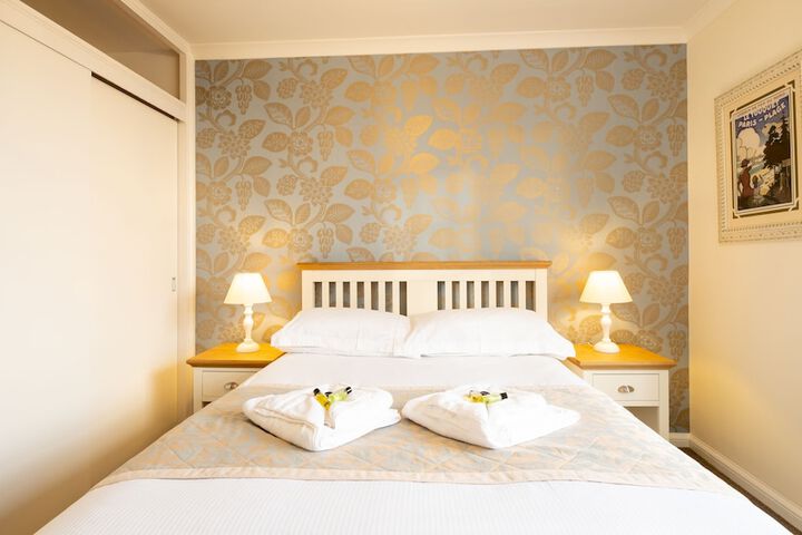 Room 20 of 35