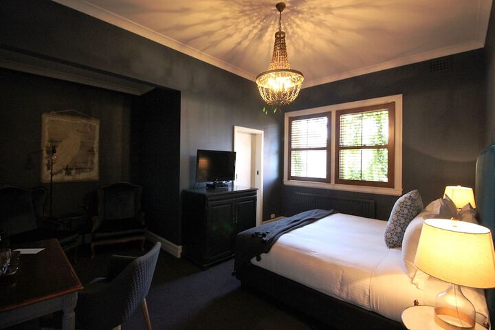 Room 10 of 58