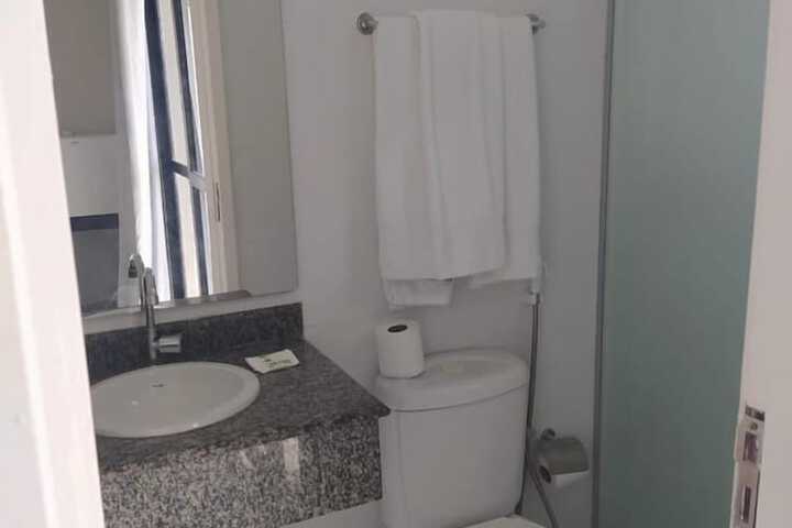 Room 20 of 37