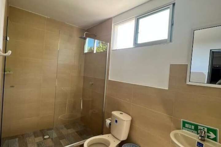 Room 3 of 9