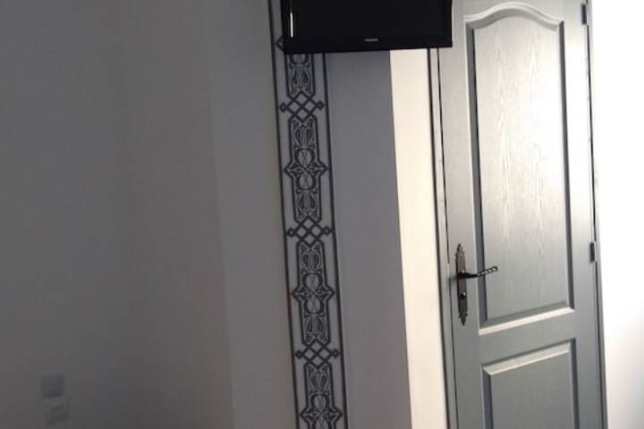 Room 8 of 67