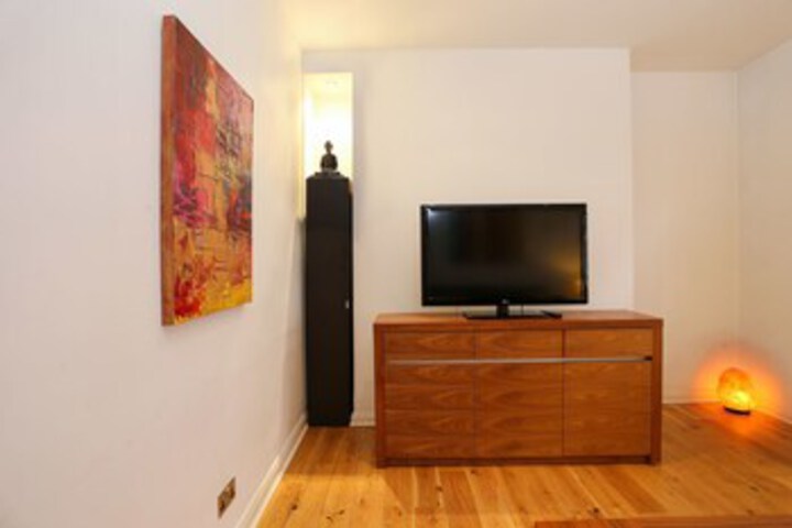 Room 9 of 19