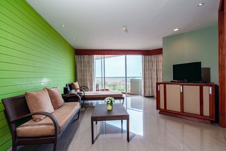 Room 43 of 131