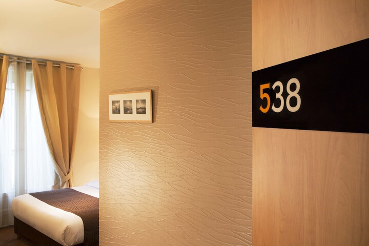 Room 10 of 91
