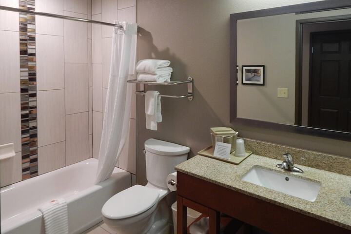 Room 11 of 46