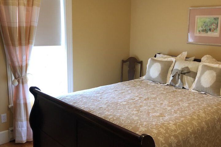 Room 3 of 44