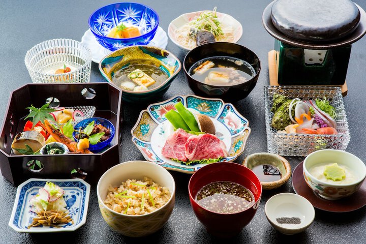 Dining Photos
