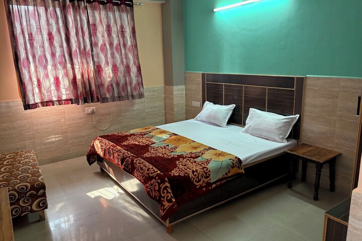 Room 7 of 15