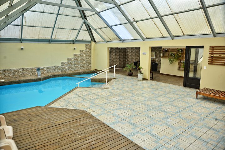 Pool 45 of 77