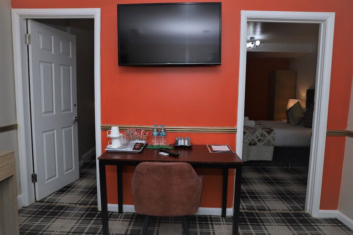 Room 28 of 45
