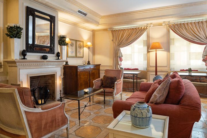 Lobby Entry