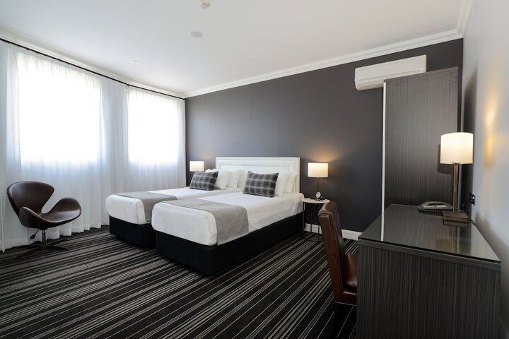 Room 20 of 103