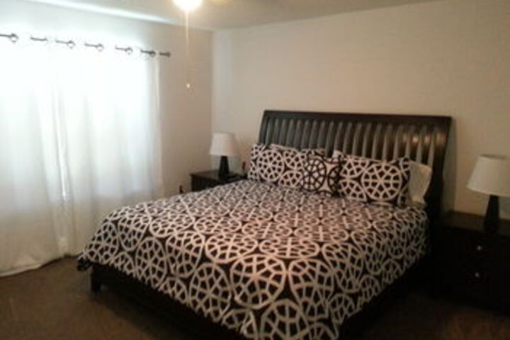Room 51 of 268