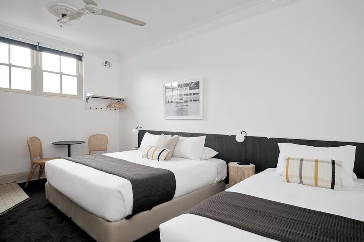 Room 12 of 30