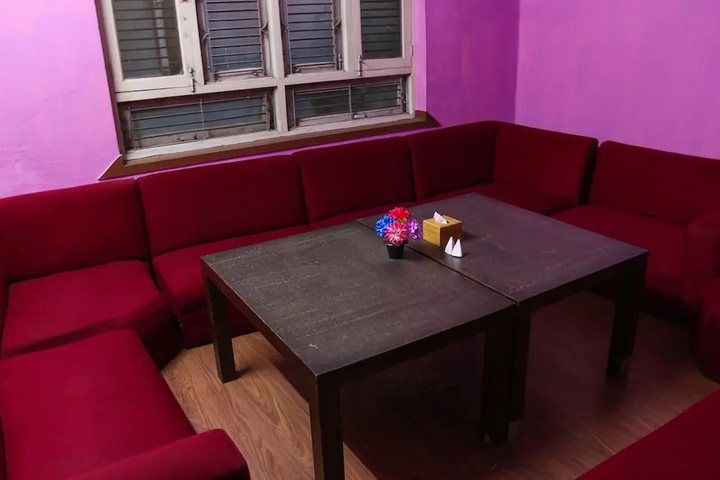 Room 7 of 13