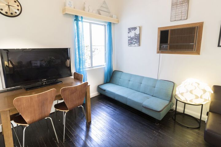 Room 21 of 48
