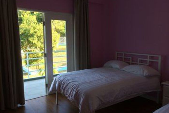 Room 9 of 24