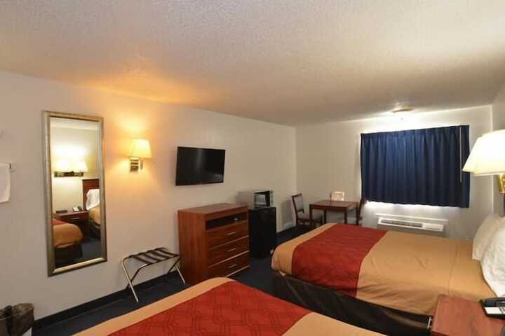 Room 7 of 11
