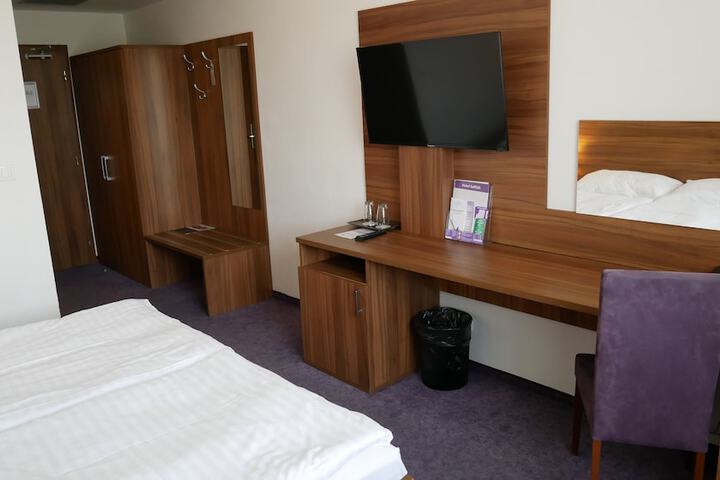Room 18 of 54