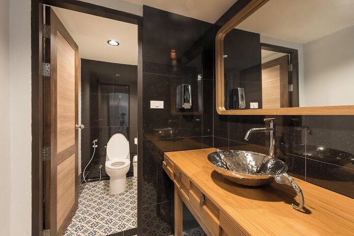 Room 40 of 72