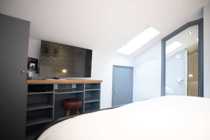 Room 26 of 64