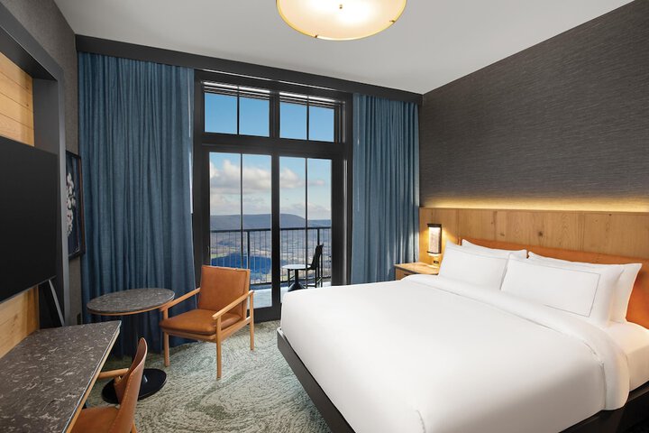 Room 49 of 223