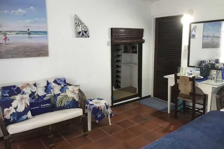 Room 15 of 90