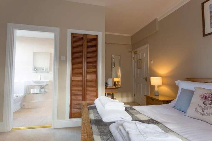 Room 21 of 46