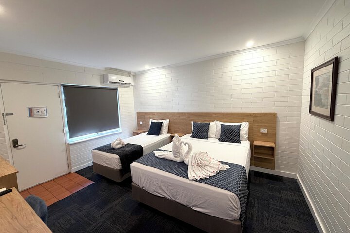 Room 20 of 24