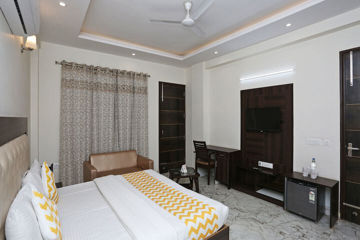 Room 7 of 19