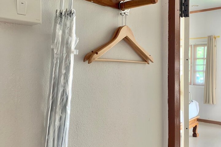 Room 28 of 81