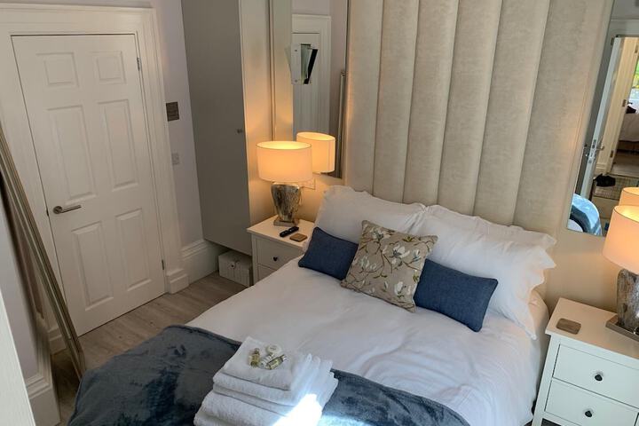 Room 12 of 63