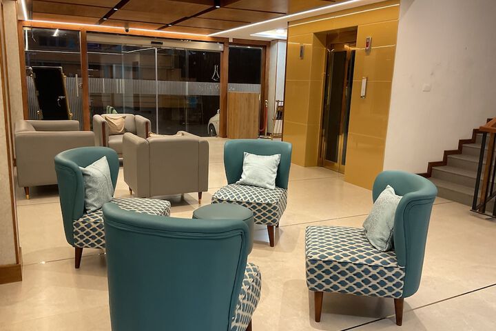 Hotel Interior 6 of 22