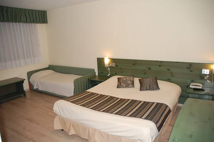 Room 3 of 36