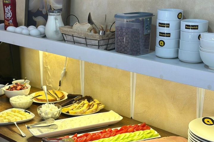 Breakfast/Coffee Service 73 of 87