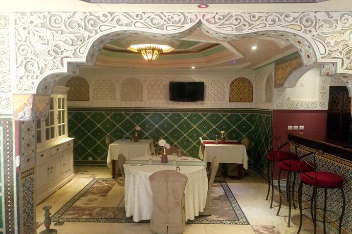 Dining 45 of 55